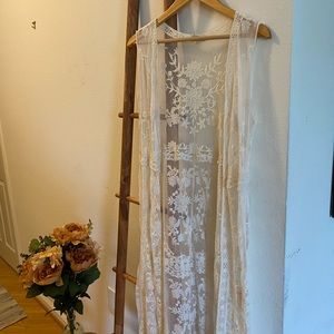 Boho Sleeveless Lace Vest